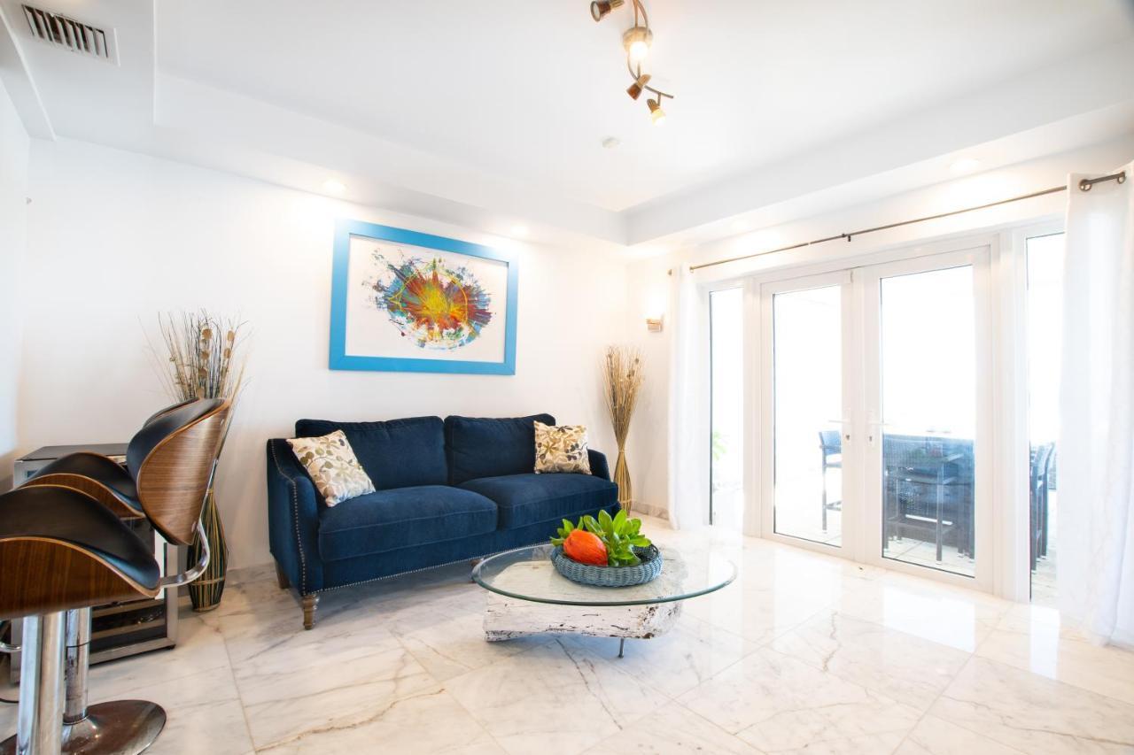 Caprice 9 - Oceanfront Villa - Gated Community With Pool Nassau Exterior foto